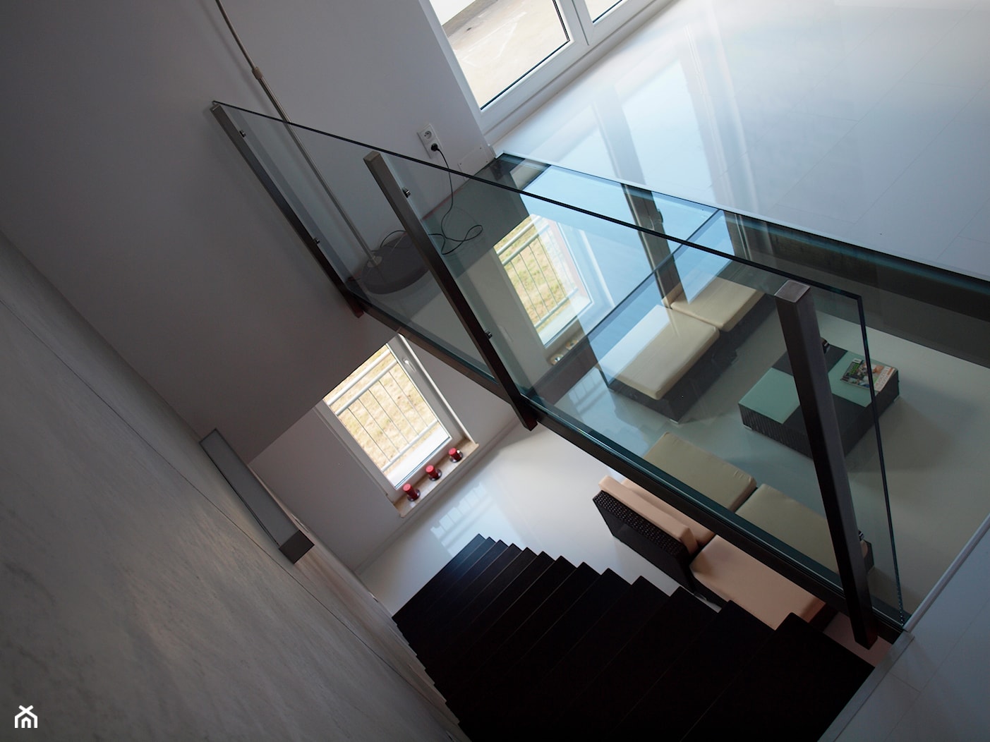 Podłoga szklana z balustradą - zdjęcie od GLASPUNKT Szkło w architekturze - Homebook