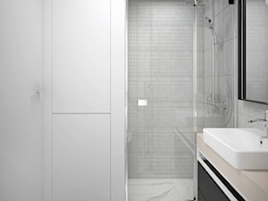 Nowoczesny minimalizm - Średnia bez okna łazienka, styl nowoczesny - zdjęcie od Followlab