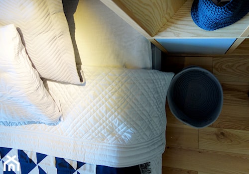 Klimatyczna sypialnia - Mała sypialnia, styl nowoczesny - zdjęcie od Followlab