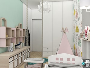 Pokój dziewczynki z elementami Ikea - zdjęcie od HOME & STYLE Katarzyna Rohde