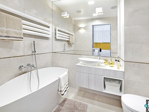 REALIZACJA mieszkania z lustrami - Mała bez okna łazienka, styl nowoczesny - zdjęcie od HOME & STYLE Katarzyna Rohde
