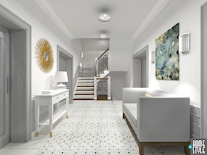 Dom w stylu nowoczesnej klasyki - Duży biały szary hol / przedpokój, styl tradycyjny - zdjęcie od HOME & STYLE Katarzyna Rohde