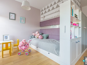 REALIZACJA apartamentu z klimatem - Pokój dziecka - zdjęcie od HOME & STYLE Katarzyna Rohde