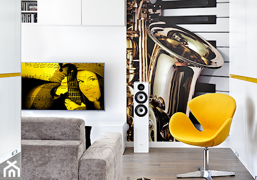 REALIZACJA mieszkania w stonowanych kolorach z żółtym dodatkiem - Mały biały salon, styl nowoczesny - zdjęcie od HOME & STYLE Katarzyna Rohde