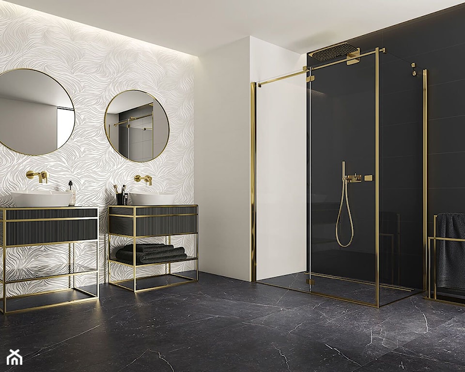 nowoczesna łazienka ze złotymi dodatkami