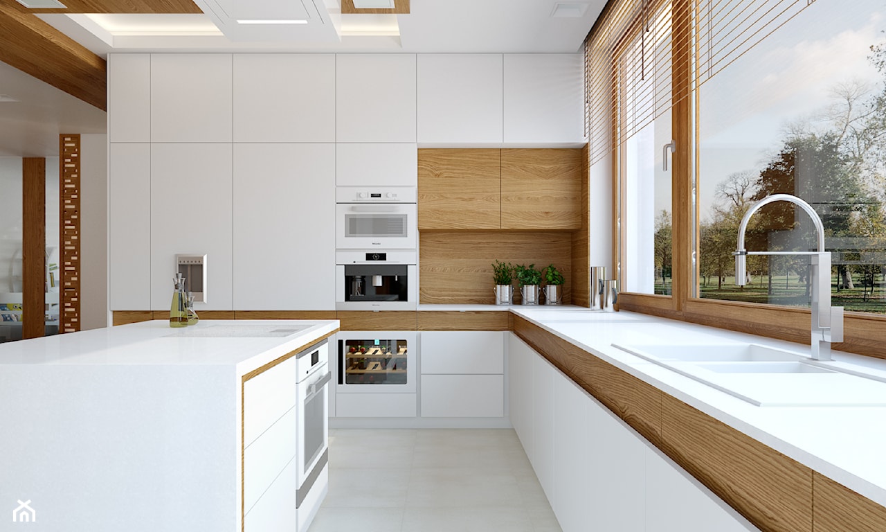 biała kuchnia nowoczesna, drewniane żaluzje wewnętrzne
