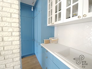 Poddasze w błękitach - zdjęcia z realizacji - Kuchnia, styl tradycyjny - zdjęcie od Pięknie.tu & PięknyMebel.pl: projektowanie wnętrz, schody i meble na wymiar