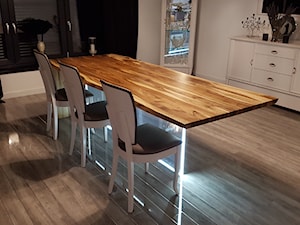 Stół z litego drewna orzechowego - zdjęcie od Drewbetex