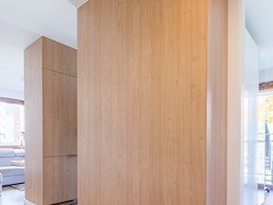 Mieszkanie 60 m2 Osiedle Parkowa - Średni biały hol / przedpokój, styl nowoczesny - zdjęcie od Pracownia_A