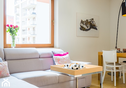 Mieszkanie 60 m2 Osiedle Parkowa - Mały biały salon, styl nowoczesny - zdjęcie od Pracownia_A