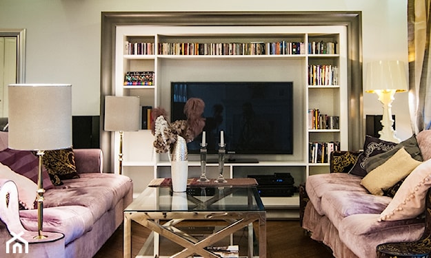 nowoczesna zabudowa ściany TV w salonie