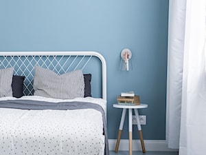 Mieszkanie na Starej Ochocie - Mała niebieska sypialnia, styl nowoczesny - zdjęcie od Borysewicz i Munzar