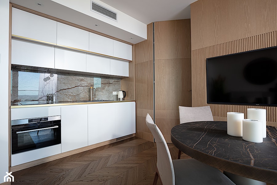 luksusowy apartament wakacyjny - Kuchnia, styl tradycyjny - zdjęcie od Pszczołowscy projektowanie wnętrz