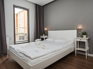 apartament Waterline 2 Gdańsk - Sypialnia, styl nowoczesny - zdjęcie od Pszczołowscy projektowanie wnętrz