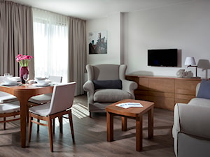 apartamenty wakacyjne 2014 - Salon, styl tradycyjny - zdjęcie od Pszczołowscy projektowanie wnętrz