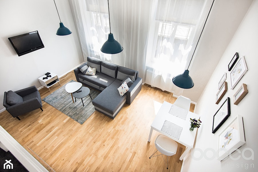 Mieszkanie z antresolą - Salon, styl skandynawski - zdjęcie od Bocca design