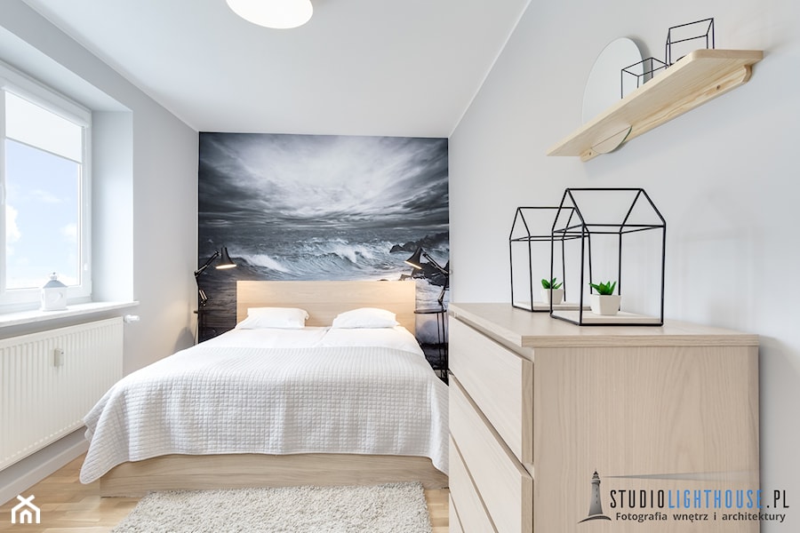 Sypialnia - Średnia biała sypialnia, styl skandynawski - zdjęcie od Fotograf wnętrz i architektury Beniamin Mirek