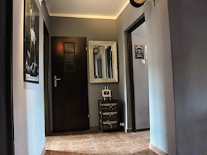 Mieszkanie 3 pokowe dla rodzinki - Hol / przedpokój, styl nowoczesny - zdjęcie od STYLISTA DOMU HOME STAGING