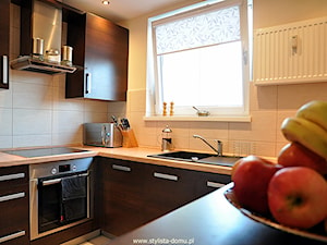 Mieszkanie 4 pokojowe - Kuchnia, styl tradycyjny - zdjęcie od STYLISTA DOMU HOME STAGING