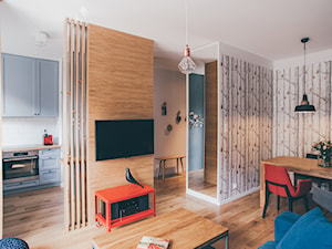 apartament Gdynia - Mały biały salon z kuchnią z jadalnią, styl skandynawski - zdjęcie od em2pracownia