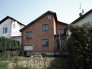 Przebudowa domu we Wrocławiu - zdjęcie od Marmur Studio