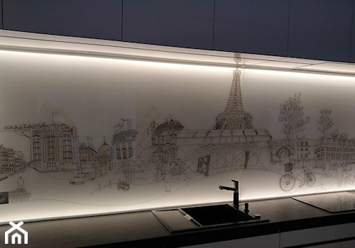 Panel szklany z grafiką i podswietleniem led - zdjęcie od Szklarz Glass Decorator Nowoczesne Szkło dla Architektury