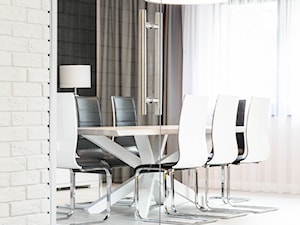 Dom w Kłodawie - Średnia biała czarna jadalnia jako osobne pomieszczenie, styl nowoczesny - zdjęcie od BWA-STUDIO