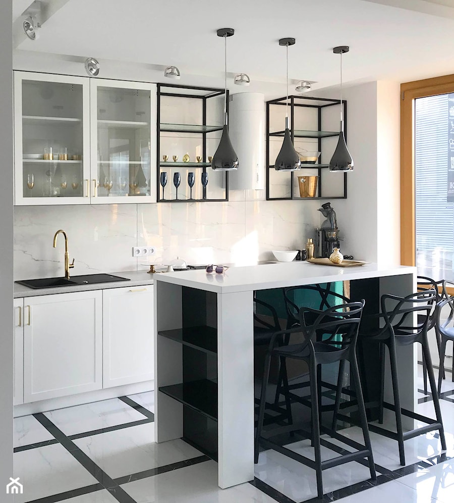 APARTAMENT BLACK&WHITE - Kuchnia, styl glamour - zdjęcie od Alina Mokrzycka Architekt / Wnętrza / Grafika
