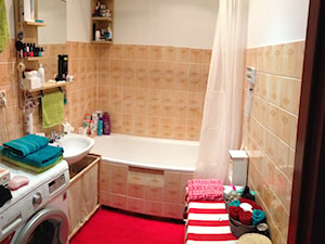 metamorfoza łazienki w 2 dni, za mniej niż 250zł - Mała bez okna z pralką / suszarką łazienka - zdjęcie od Natalia Łupkowska