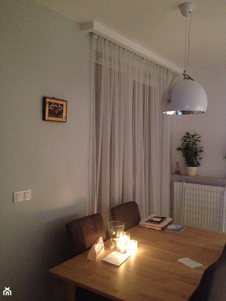 mój dom - Mała szara jadalnia jako osobne pomieszczenie, styl nowoczesny - zdjęcie od Jakub Przychodzeń
