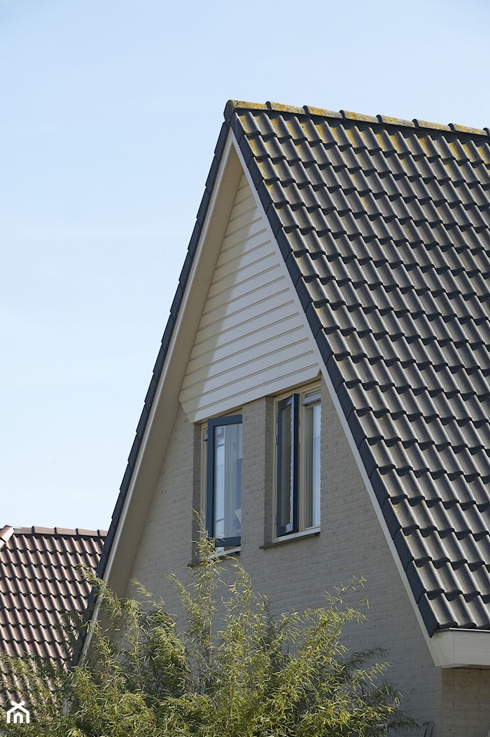 Aranżacje - Średnie jednopiętrowe domy jednorodzinne murowane z dwuspadowym dachem - zdjęcie od Ralston - Homebook