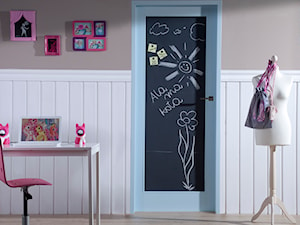 Drzwi wewnętrzne - Średni beżowy biały pokój dziecka dla nastolatka dla dziewczynki - zdjęcie od POL-SKONE