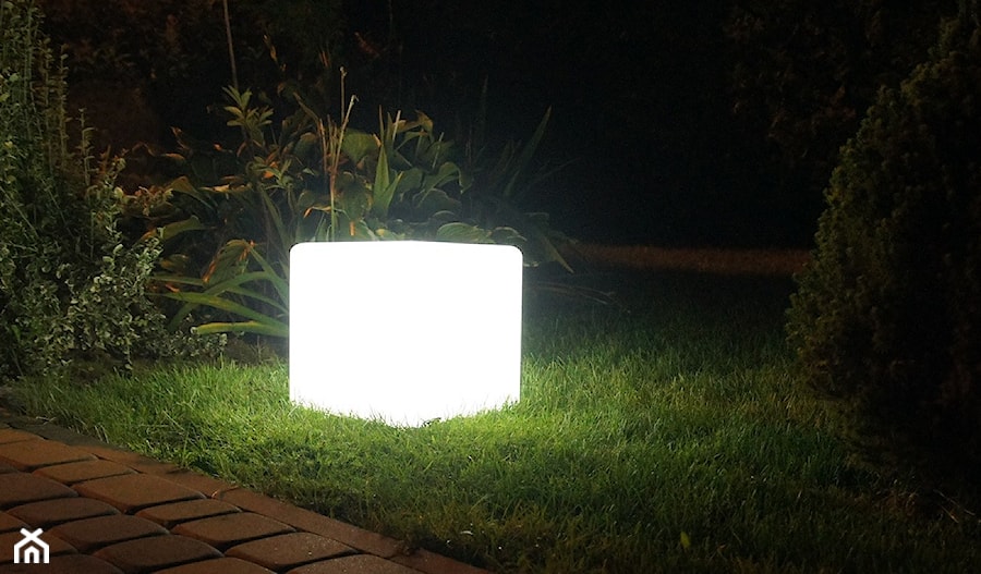 Lampa Ogrodowa LED CUBE - zdjęcie od 1001mebli.pl