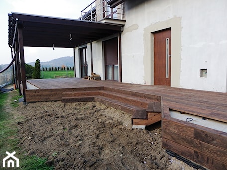 Aranżacje wnętrz - Taras: Zabudowa tarasu -Patio etap II - Bryniak Woodworking. Przeglądaj, dodawaj i zapisuj najlepsze zdjęcia, pomysły i inspiracje designerskie. W bazie mamy już prawie milion fotografii!