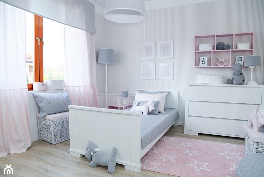 Łóżko, które rośnie z Twoim dzieckiem - Mały szary pokój dziecka dla dziecka dla nastolatka dla chłopca dla dziewczynki - zdjęcie od Caramella