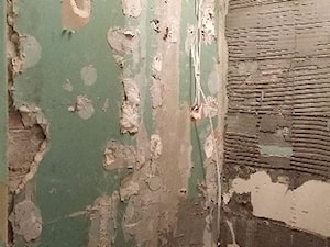 ściany po skuciu płytek - zdjęcie od Berni Nowa Kuczynska