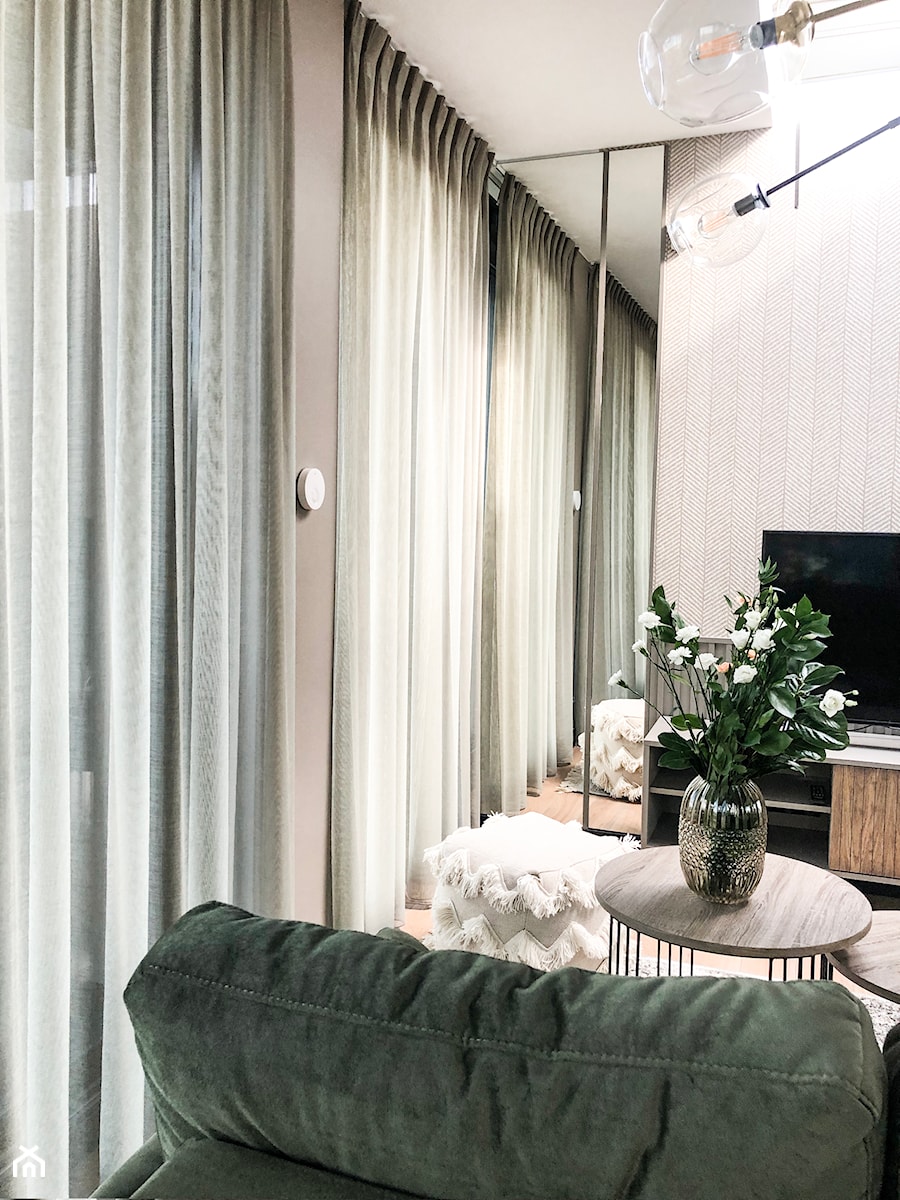 Apartament z widokiem na Odrę - Mały szary salon, styl skandynawski - zdjęcie od Formea Studio