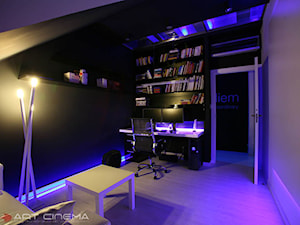 10. Apartament w południowej Polsce - 2010 - Średnie w osobnym pomieszczeniu z sofą czarne szare biuro, styl nowoczesny - zdjęcie od Art Cinema