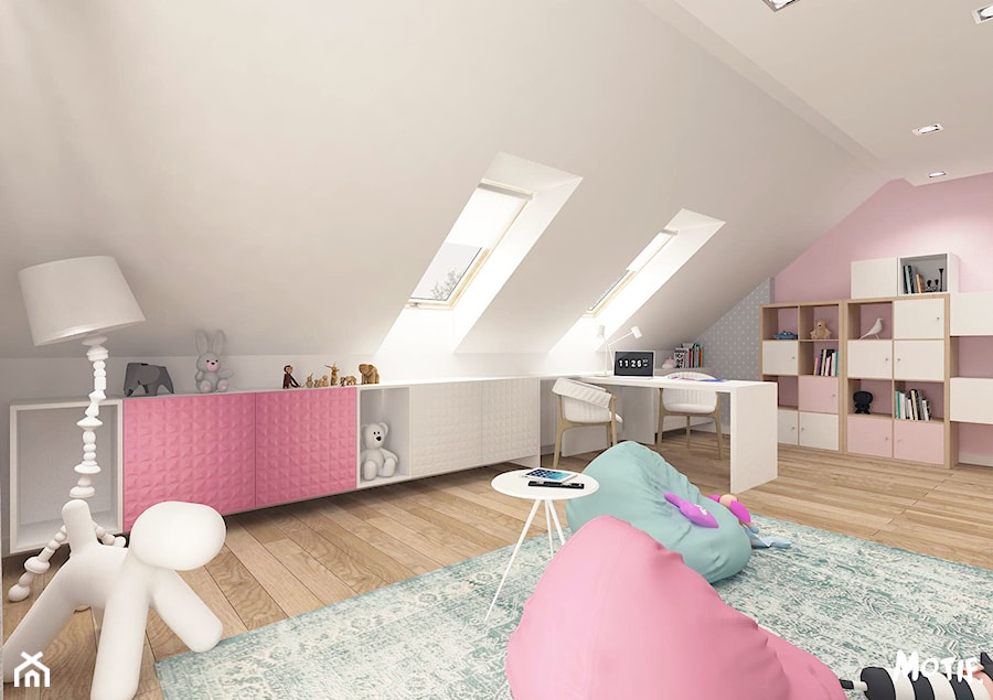 PO PROSTU UROCZO! - Duży biały różowy szary pokój dziecka dla nastolatka dla dziewczynki, styl skandynawski - zdjęcie od MOTIF