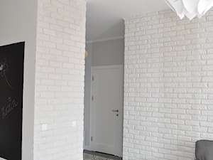 Mieszkanie - Mokotów 47m - Średni biały szary hol / przedpokój, styl nowoczesny - zdjęcie od Bopracownia wnętrz