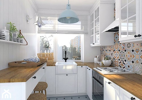 Retkinia - Średnia otwarta biała z zabudowaną lodówką z nablatowym zlewozmywakiem kuchnia w kształcie litery l z oknem - zdjęcie od Agnieszka Gwozdowska Design Studio