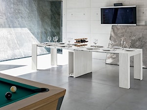 Średnia biała szara jadalnia w salonie, styl nowoczesny - zdjęcie od Dancohome
