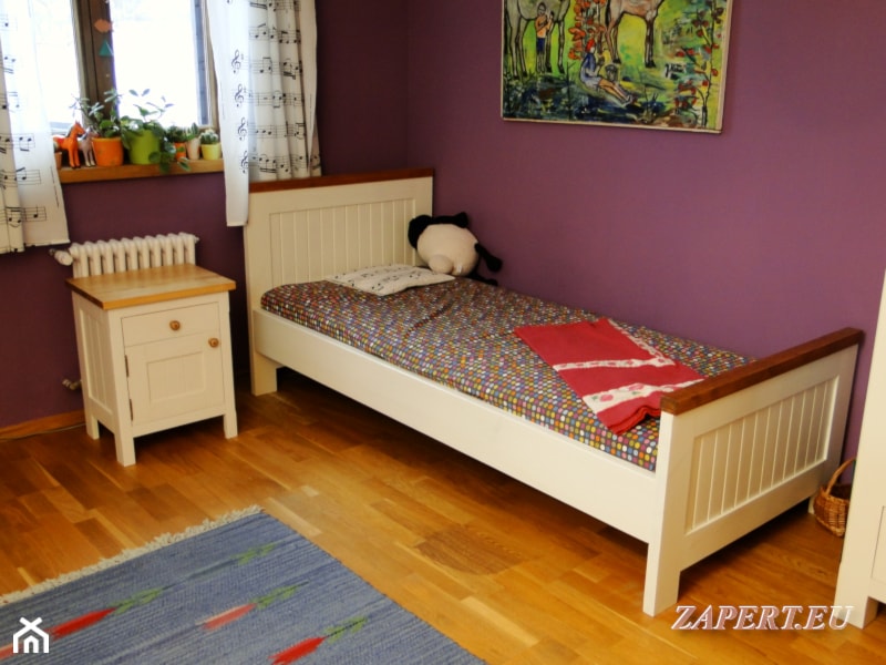 Pokój dziecka - białe łóżko drewniane - zdjęcie od KUCHNIE RUSTYKALNE Marcin Zapert, zapert.com.pl