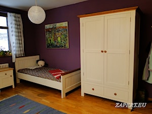 Pokój Dziecka - łóżko i szafa drewniana - zdjęcie od KUCHNIE RUSTYKALNE Marcin Zapert, zapert.com.pl