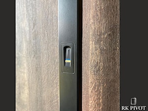 Drzwi RK Pivot Door, model RK3140 - zdjęcie od RK Pivot Doors - zewnętrzne drzwi pivot