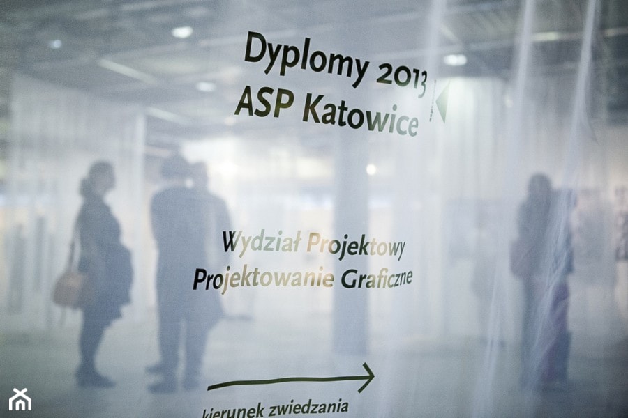 Dyplomy ASP Katowice, aranżacja wystawy - Hol / przedpokój - zdjęcie od musk collective design - Homebook