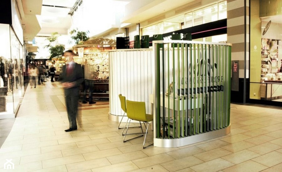 Stoisko Professional - Wnętrza publiczne - zdjęcie od musk collective design