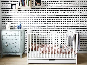U ASI I SZYMONA - Średni biały czarny pokój dziecka dla niemowlaka dla chłopca dla dziewczynki, styl skandynawski - zdjęcie od Bogaczewicz Architecture Studio
