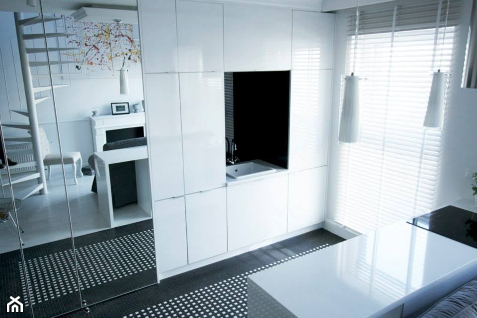 29 m2 - Mała otwarta z salonem kuchnia jednorzędowa z wyspą lub półwyspem, styl nowoczesny - zdjęcie od Bogaczewicz Architecture Studio - Homebook