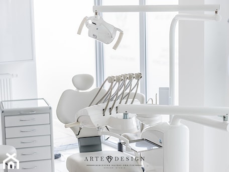 Aranżacje wnętrz - Biuro: Gabinet dentystyczny w Gdyni - Biuro, styl nowoczesny - Arte Dizain. Przeglądaj, dodawaj i zapisuj najlepsze zdjęcia, pomysły i inspiracje designerskie. W bazie mamy już prawie milion fotografii!